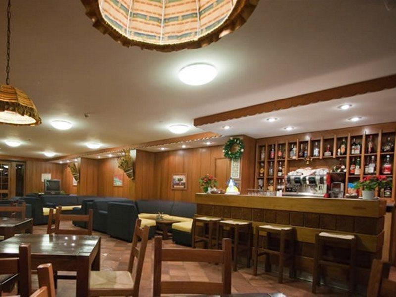 Hotel Ski Club I Cavalieri Rta Sestriere Bagian luar foto